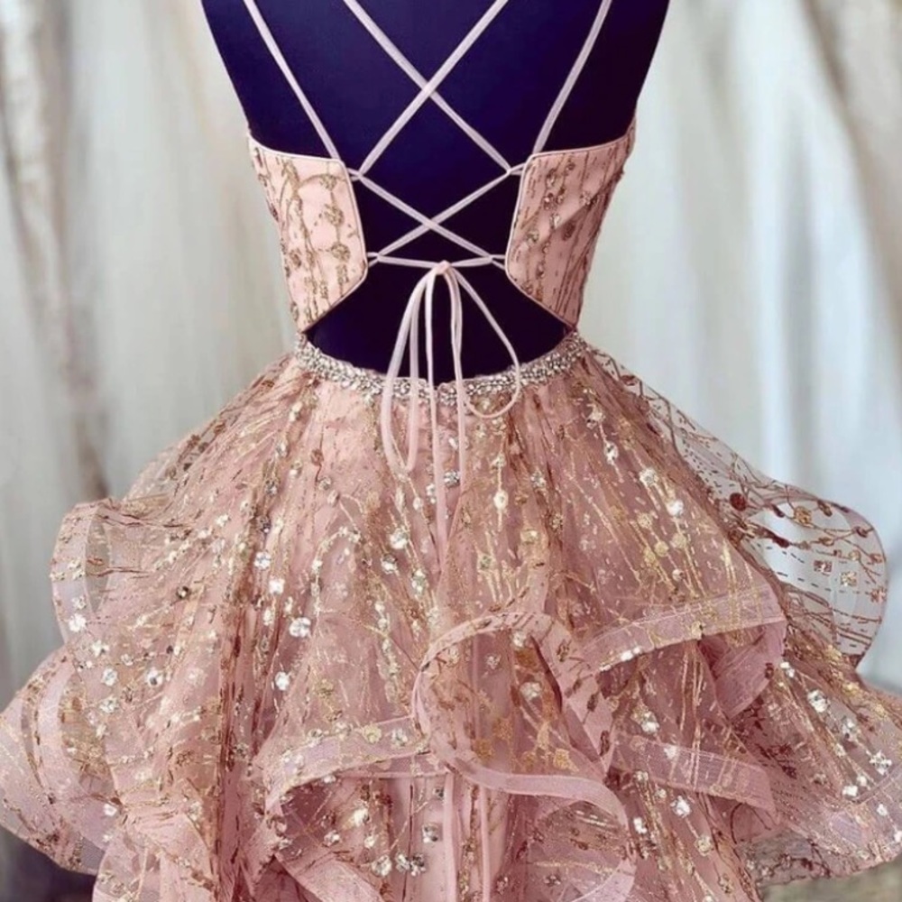 Pretty rose gold dress with gold details